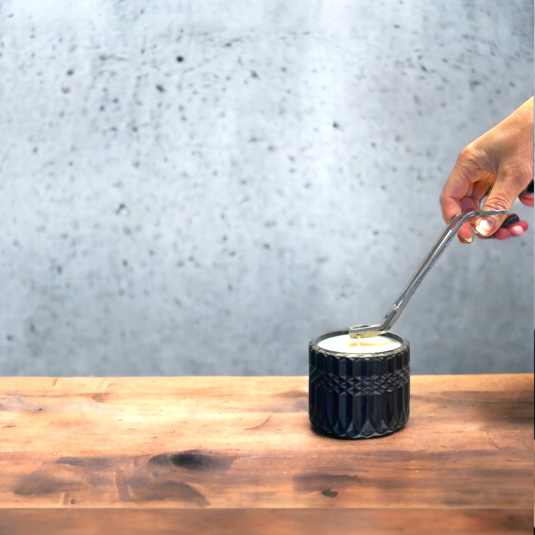 Guide to Trimming Candle Wicks for an Optimal Burn