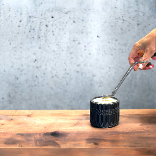Guide to Trimming Candle Wicks for an Optimal Burn